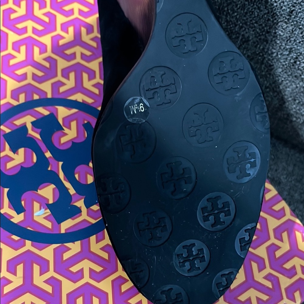 New Tory Burch Sophie Wedge Suede shoes - Picture 7 of 12
